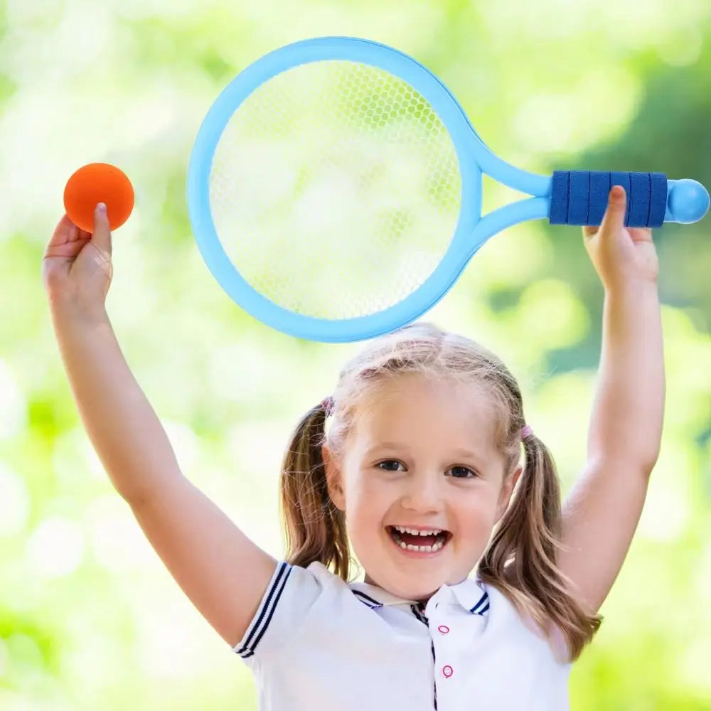 Comfortable Handle Badminton Rackets Set Portable Anti-slip Plastic Rackets with Ball Easy To Grip Shuttlecocks